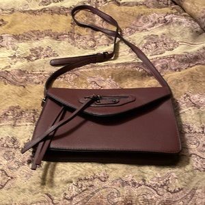 Side bag with adjustable straps